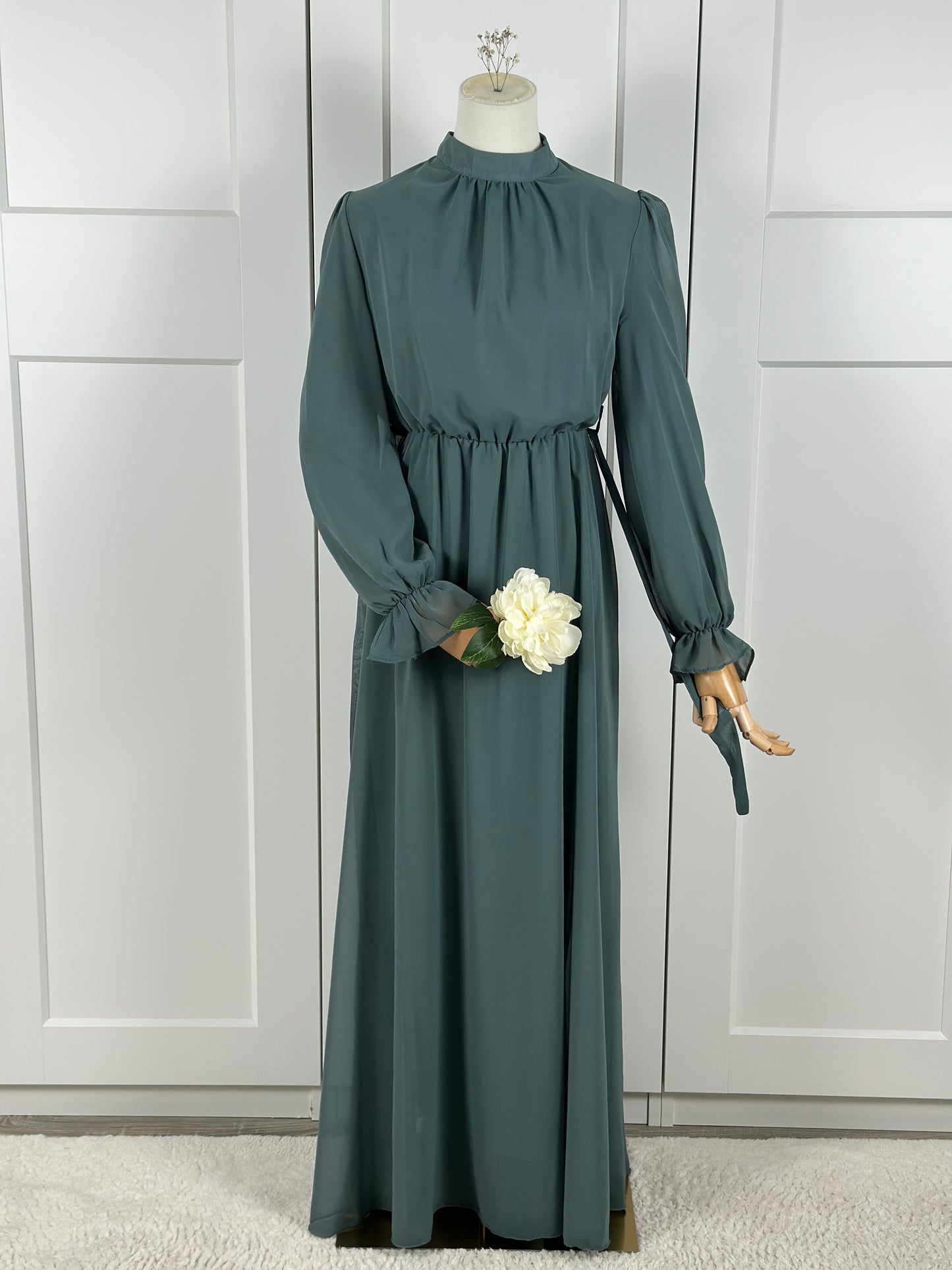 ZEHRA KLEID
