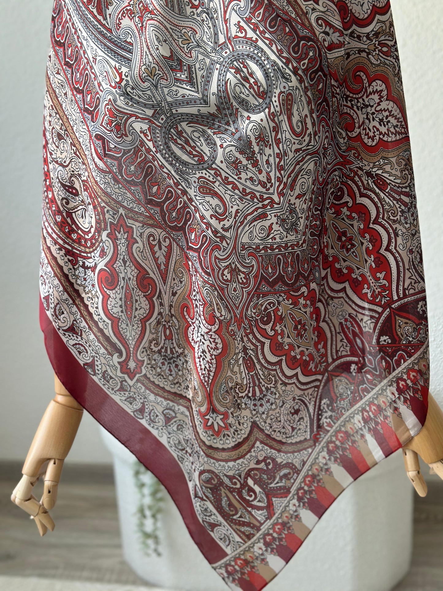 SATIN ORIENT HIJAB