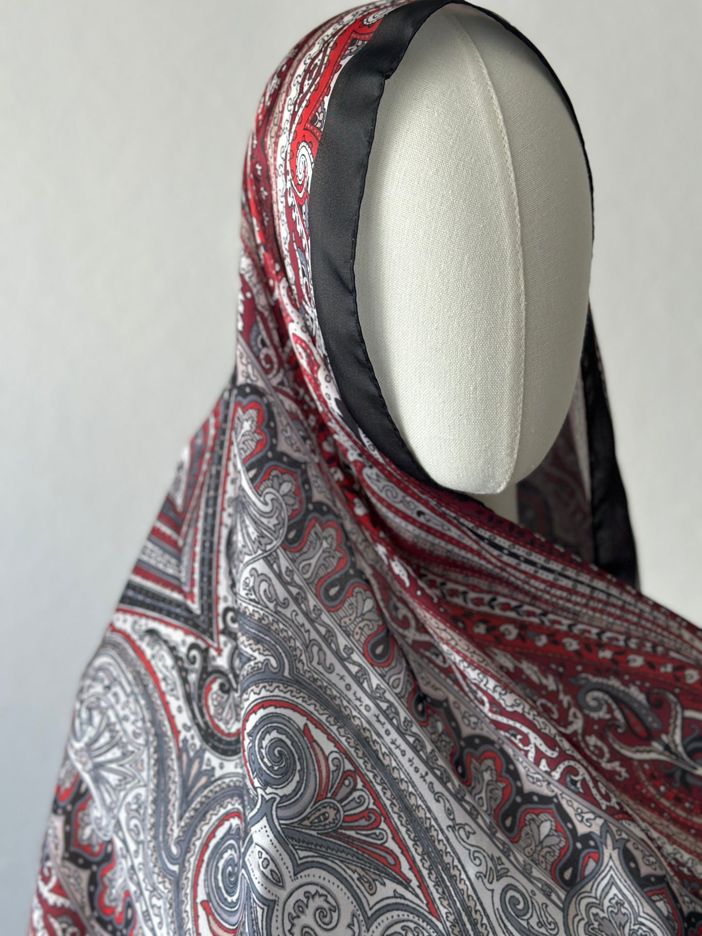 SATIN ORIENT HIJAB