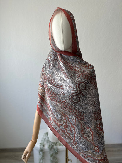 SATIN ORIENT HIJAB